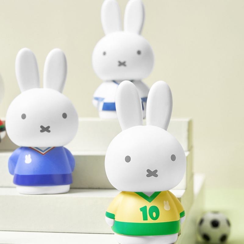 Miffys Genuine Sports Collecti - огляд і ціна Anime Merchandise Box Set